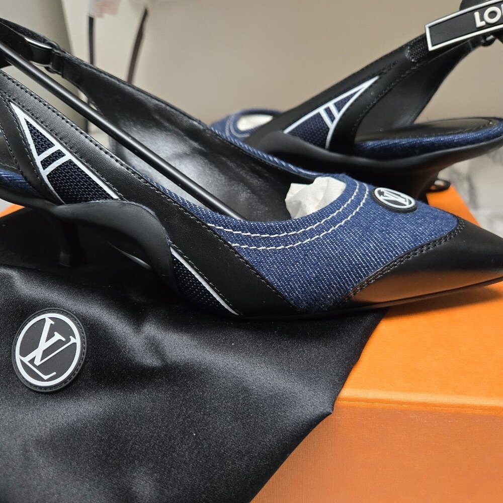 Louis Vuitton ARCHLGHT SLINGBACK PUMP